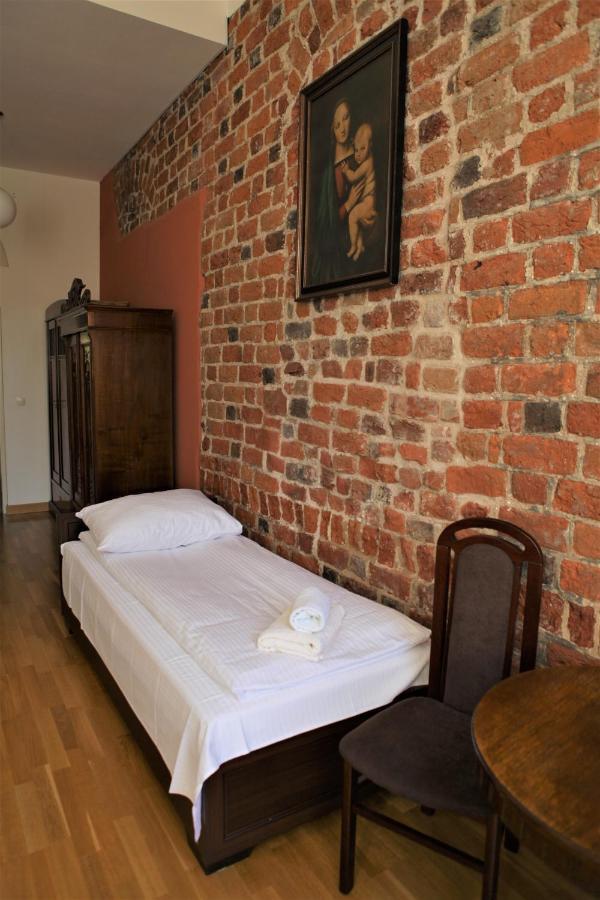 Bed and Breakfast Dom Notre Dame Вроцлав Экстерьер фото