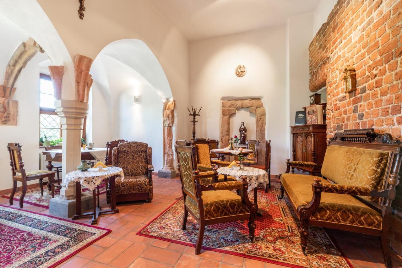 Bed and Breakfast Dom Notre Dame Вроцлав Экстерьер фото